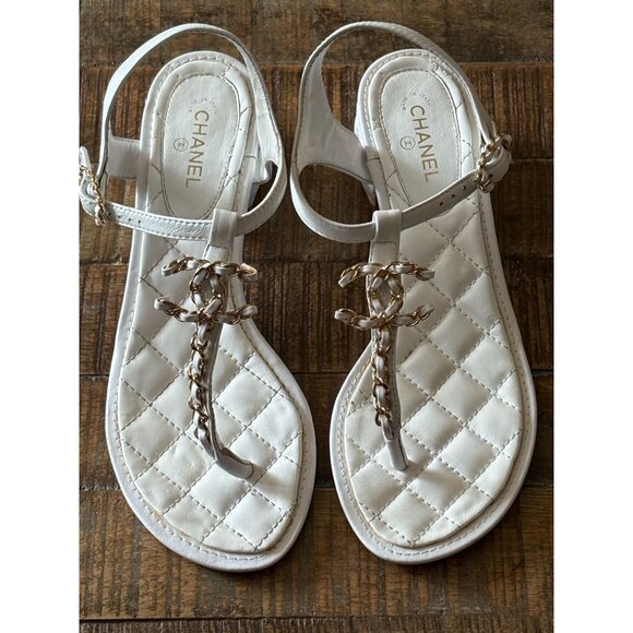 Chanel White Leather Gold CC Quilted T-Strap Sandals Block Heel 38C 8 Italy 2000 - Picture 3 of 14